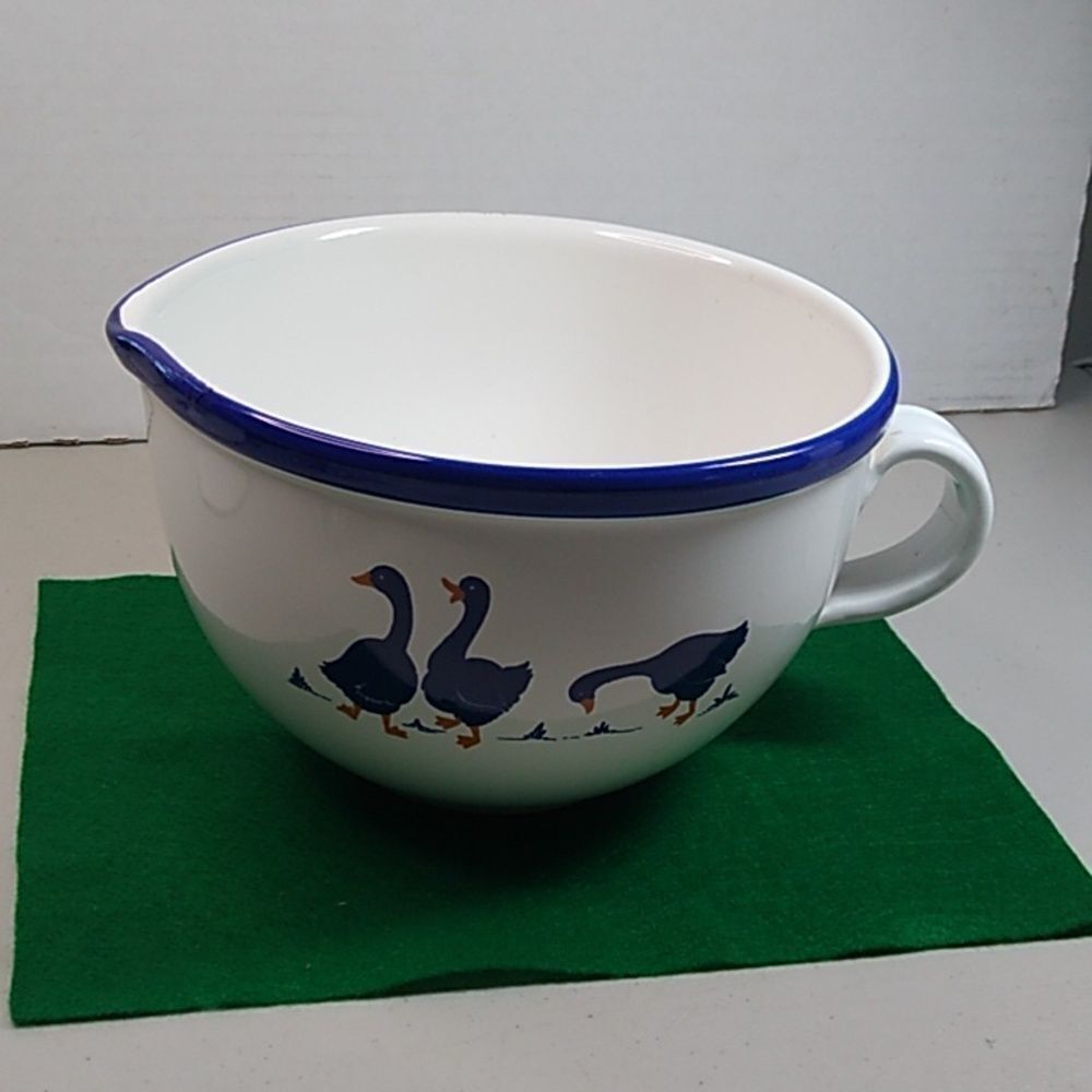 Vintage Rosenthal Netter Cobalt Blue Art Pottery Kitchen Ceramic Pour Bowl